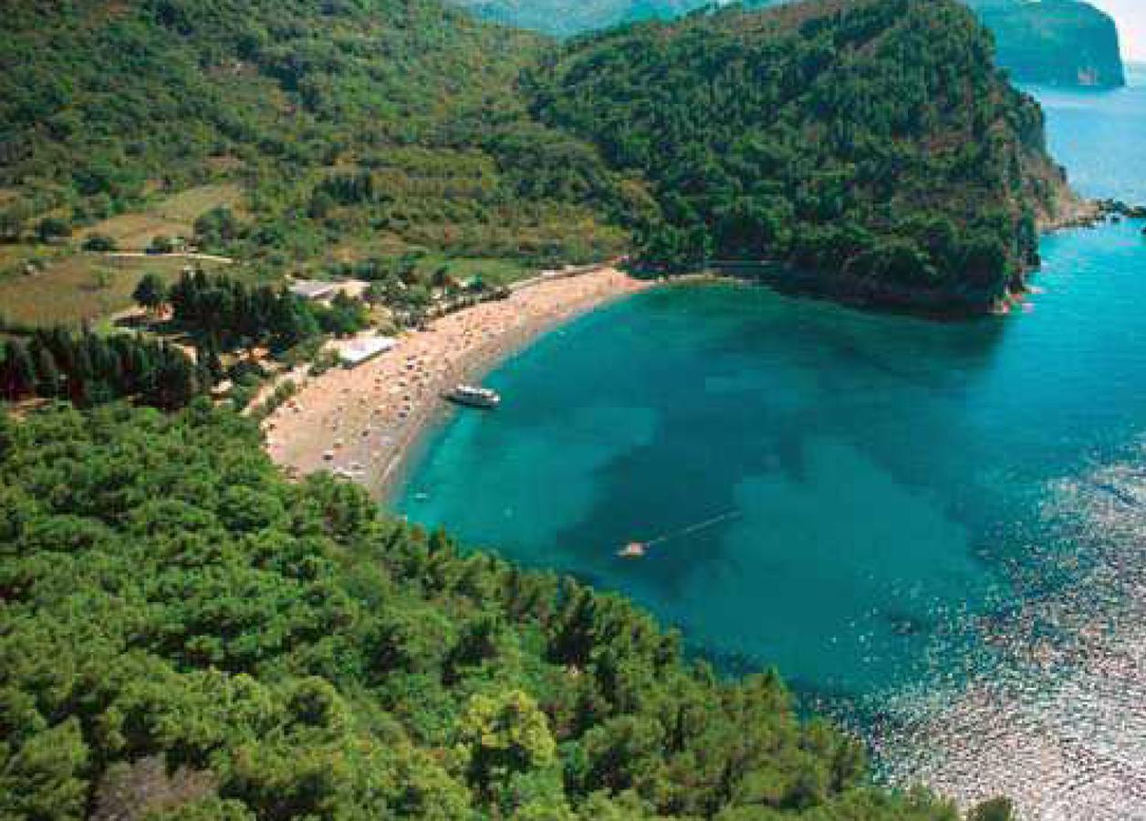 拉兹克公寓 Petrovac 外观 照片